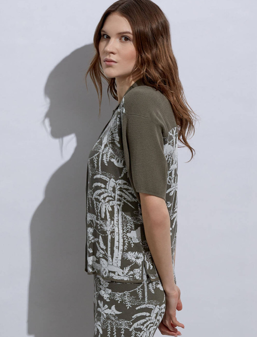 Knitss Tropikal Desenli Ekru Haki Triko Üst Knitss Tropikal Desenli Ekru Haki Triko Üst