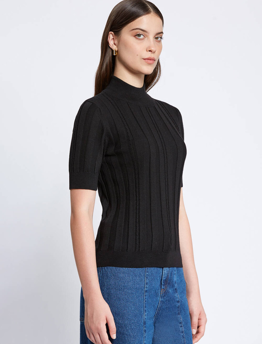 Knitss Kısa Kollu Balıkçı Yaka Merino Yün Siyah Triko Üst Knitss Kısa Kollu Balıkçı Yaka Merino Yün Siyah Triko Üst