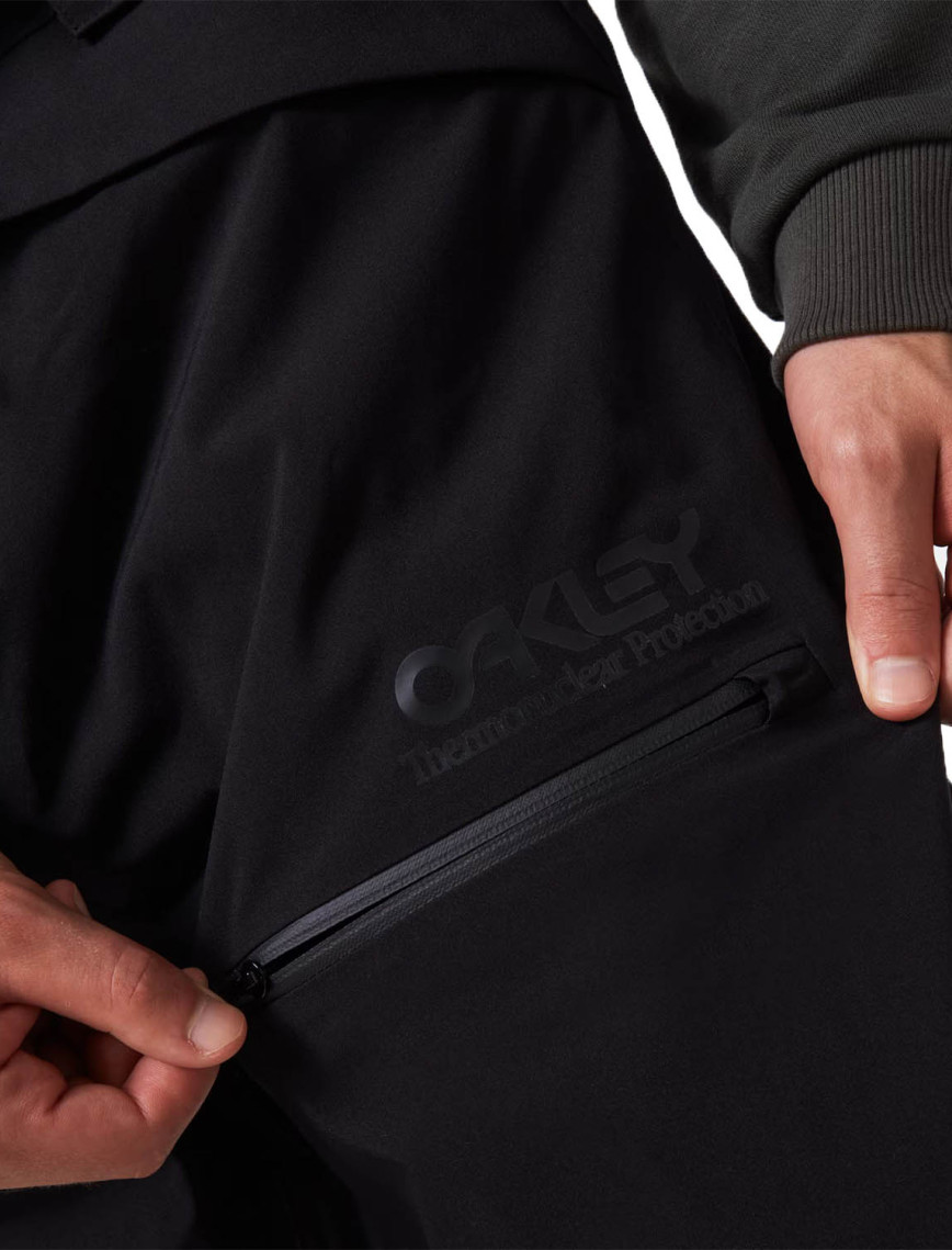 Oakley Tnp Shell Bib Erkek Siyah Snowboard Pantolonu Oakley Tnp Shell Bib Erkek Siyah Snowboard Pantolonu