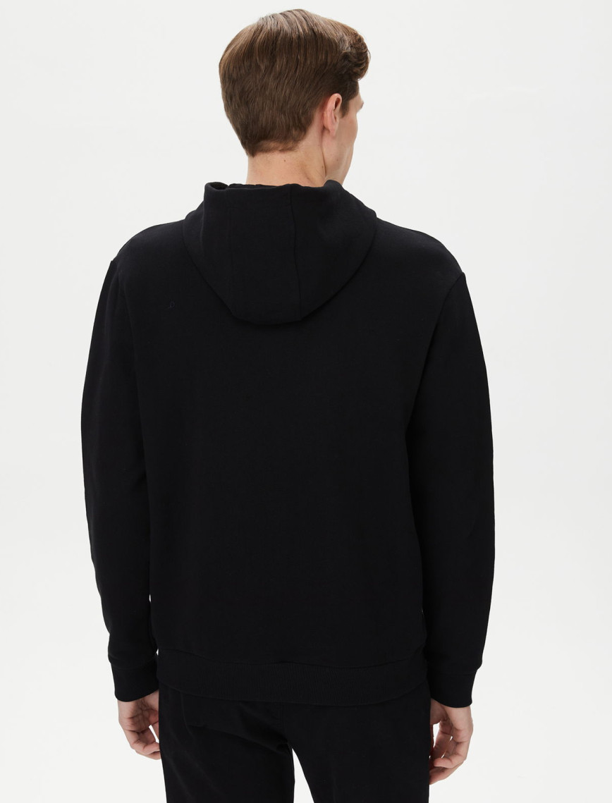 Nautica Erkek Siyah Standart Fit Sweatshirt Nautica Erkek Siyah Standart Fit Sweatshirt