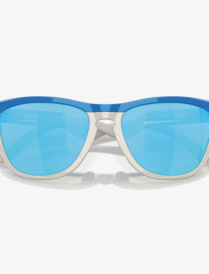 OAKLEY 0OO9289 Injected Erkek Gri Güneş Gözlüğü OAKLEY 0OO9289 Injected Erkek Gri Güneş Gözlüğü