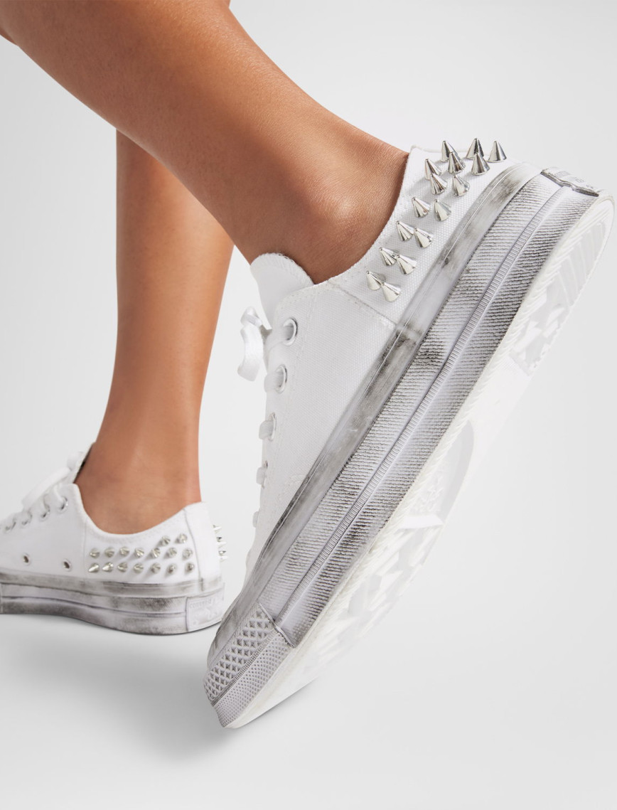 Converse Chuck 70 Studded Kadın Beyaz Sneaker Converse Chuck 70 Studded Kadın Beyaz Sneaker