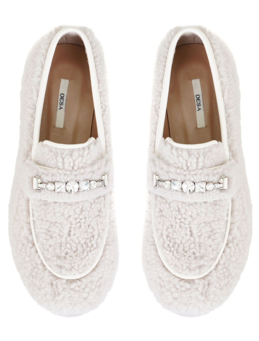 Kadın Beyaz Kürk Detaylı Günlük Ayakkabı Kadın Beyaz Kürk Detaylı Günlük Ayakkabı