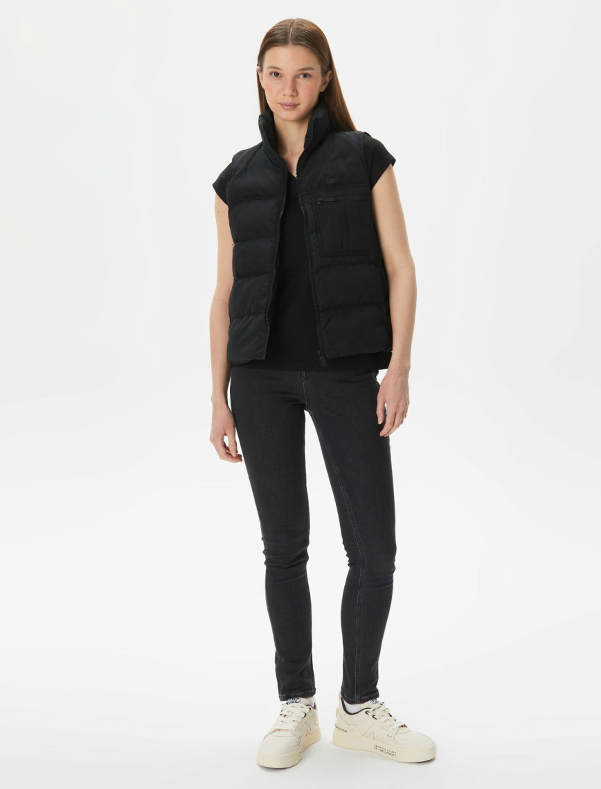 Lacoste Kadın Dik Yaka Kapitone Siyah Yelek Lacoste Kadın Dik Yaka Kapitone Siyah Yelek