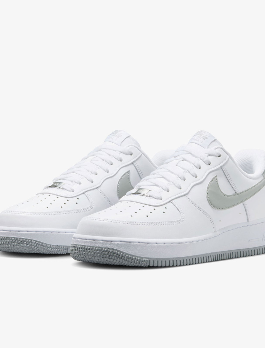 Nike Air Force 1 '07 Erkek Beyaz Spor Ayakkabı Nike Air Force 1 '07 Erkek Beyaz Spor Ayakkabı
