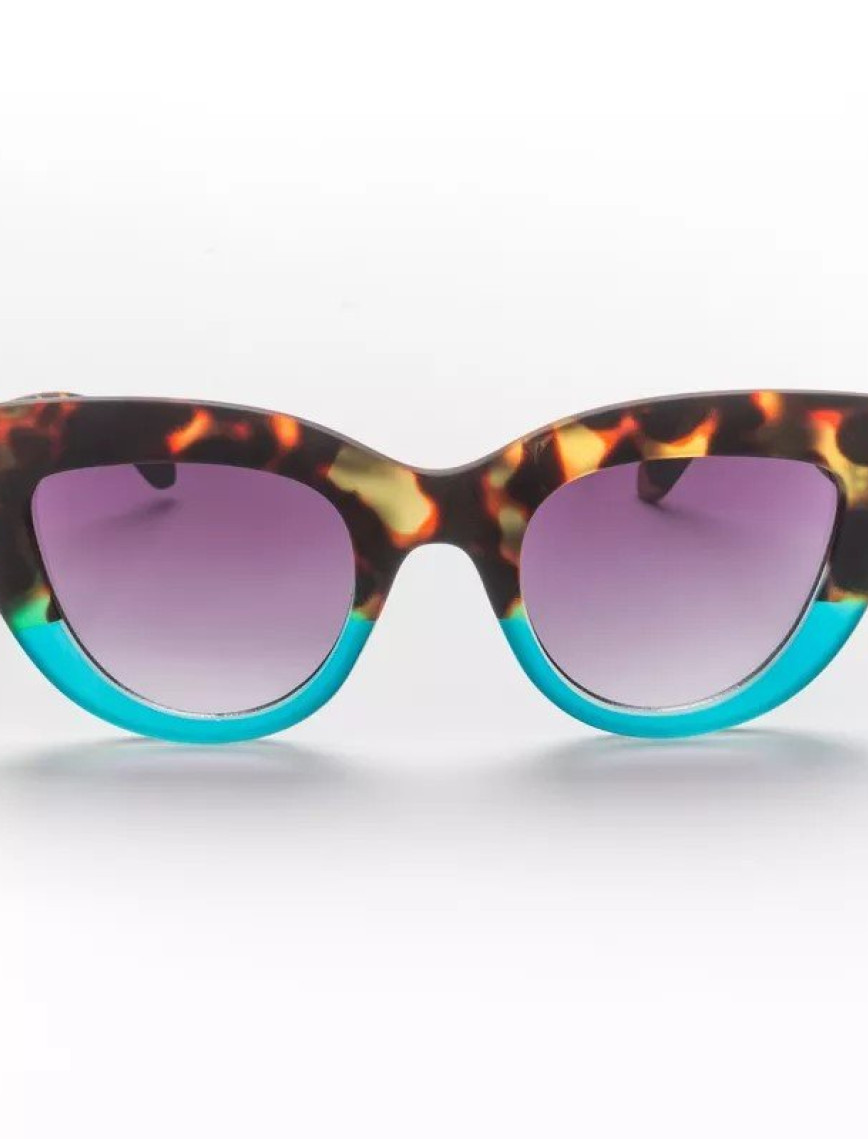 Okkia Claudia Big Cat Güneş Gözlüğü
Havana Mavisi Okkia Claudia Big Cat Güneş Gözlüğü
Havana Mavisi