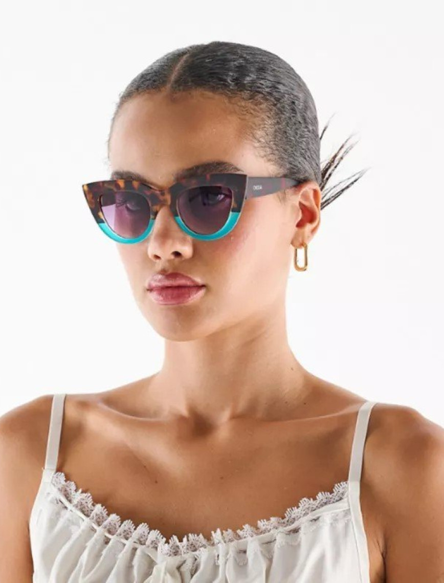 Okkia Claudia Big Cat Güneş Gözlüğü
Havana Mavisi Okkia Claudia Big Cat Güneş Gözlüğü
Havana Mavisi