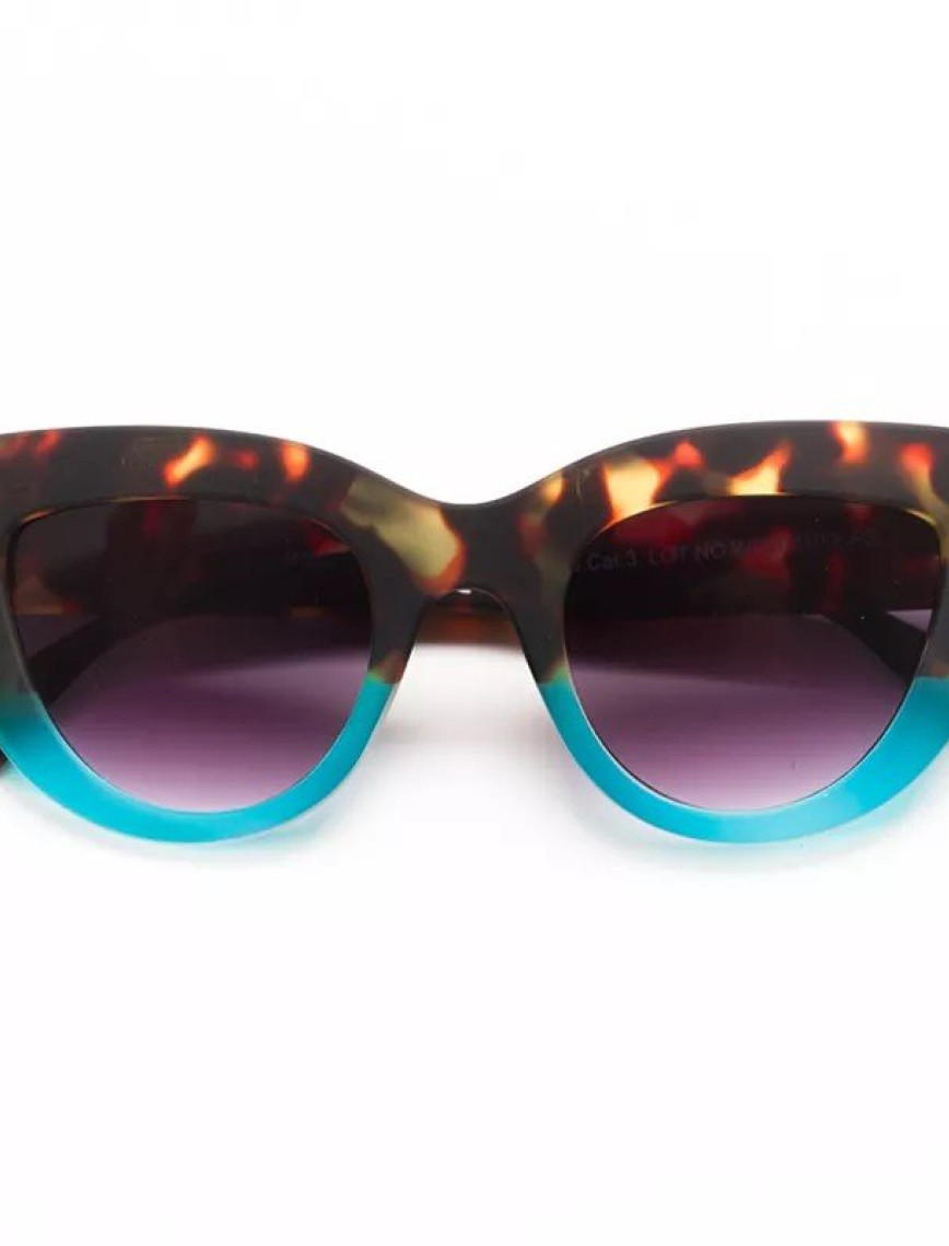 Okkia Claudia Big Cat Güneş Gözlüğü
Havana Mavisi Okkia Claudia Big Cat Güneş Gözlüğü
Havana Mavisi