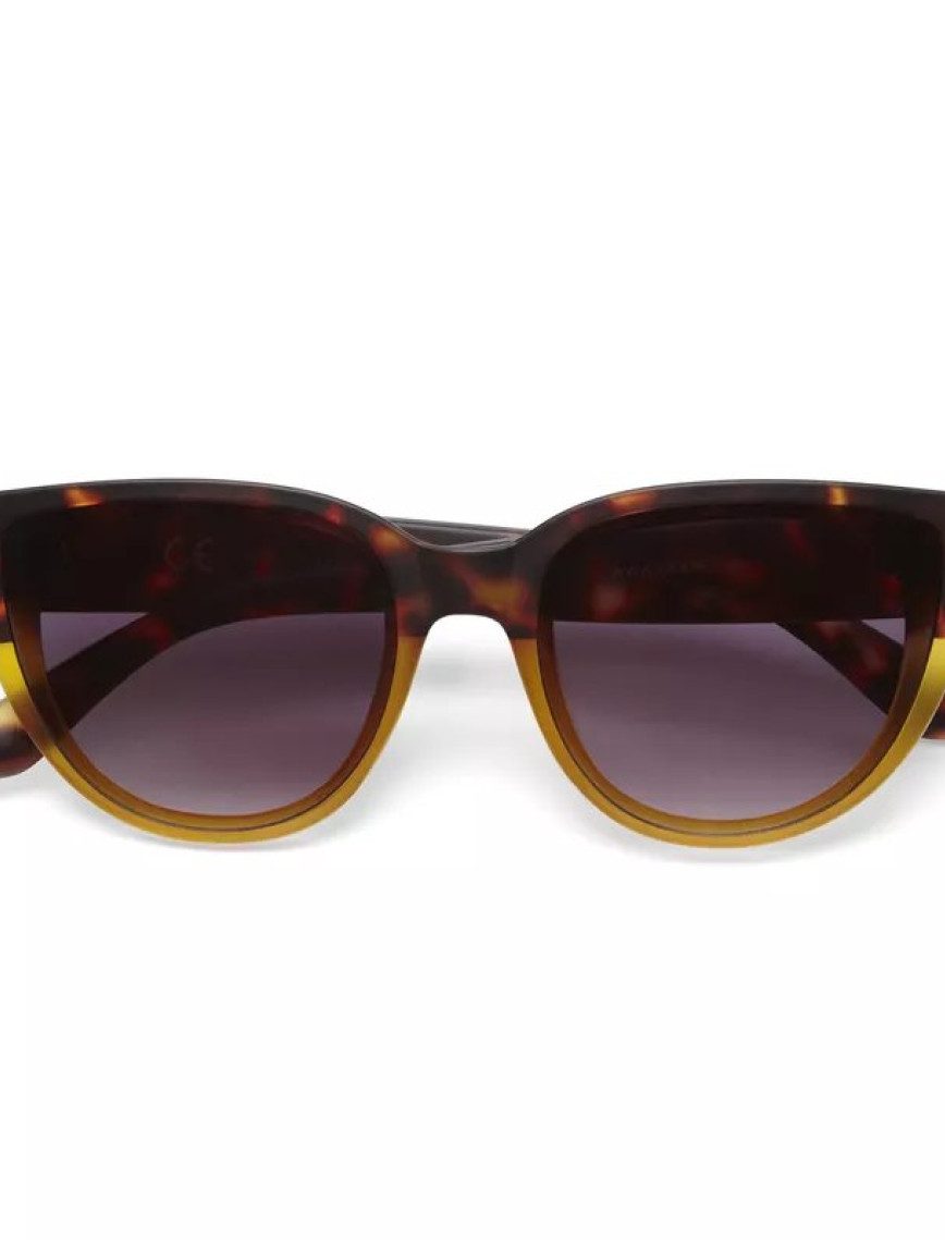 Okkia Silvia Güneş Gözlüğü
Havana Sarısı Okkia Silvia Güneş Gözlüğü
Havana Sarısı