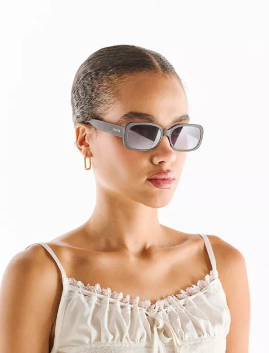 Okkia Chiara Siyah Unisex Güneş Gözlüğü
Siyah Degrade Okkia Chiara Siyah Unisex Güneş Gözlüğü
Siyah Degrade