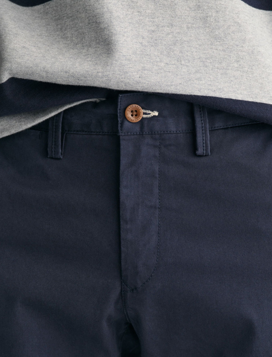 GANT Erkek Lacivert Slim Fit Chino Pantolon GANT Erkek Lacivert Slim Fit Chino Pantolon