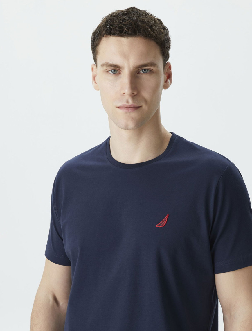 Nautica Erkek Lacivert Standart Fit T-Shirt Nautica Erkek Lacivert Standart Fit T-Shirt