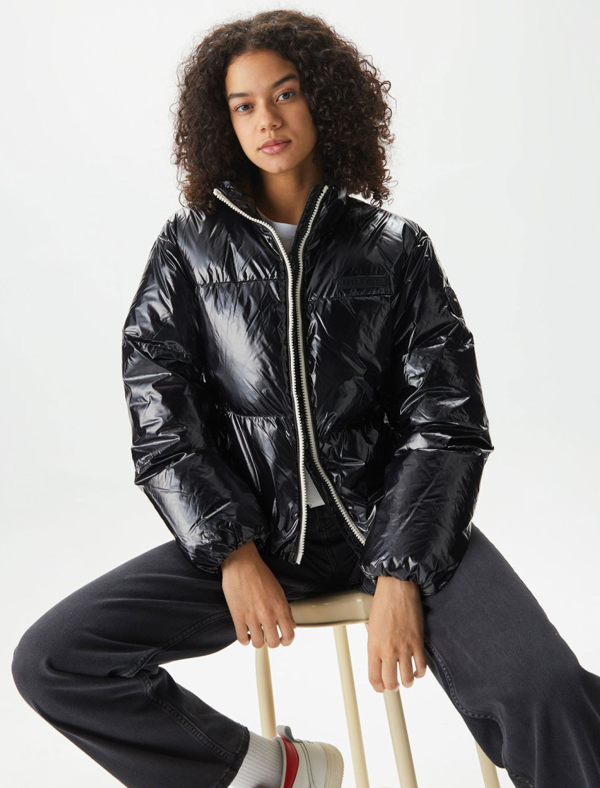 Tommy Hilfiger New York Glossffer Kadın Siyah Mont Tommy Hilfiger New York Glossffer Kadın Siyah Mont