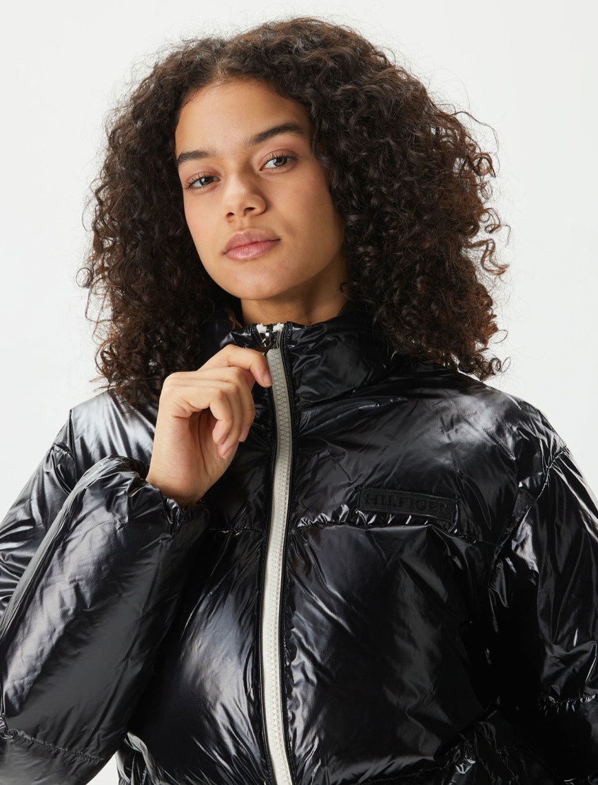 Tommy Hilfiger New York Glossffer Kadın Siyah Mont Tommy Hilfiger New York Glossffer Kadın Siyah Mont