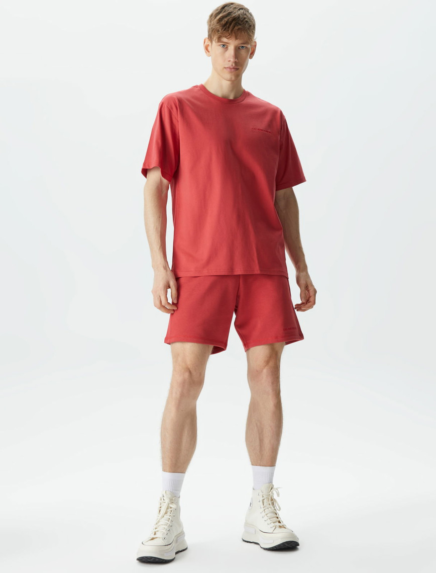 Les Benjamins Essentials 304 Erkek Kırmızı T-Shirt Les Benjamins Essentials 304 Erkek Kırmızı T-Shirt