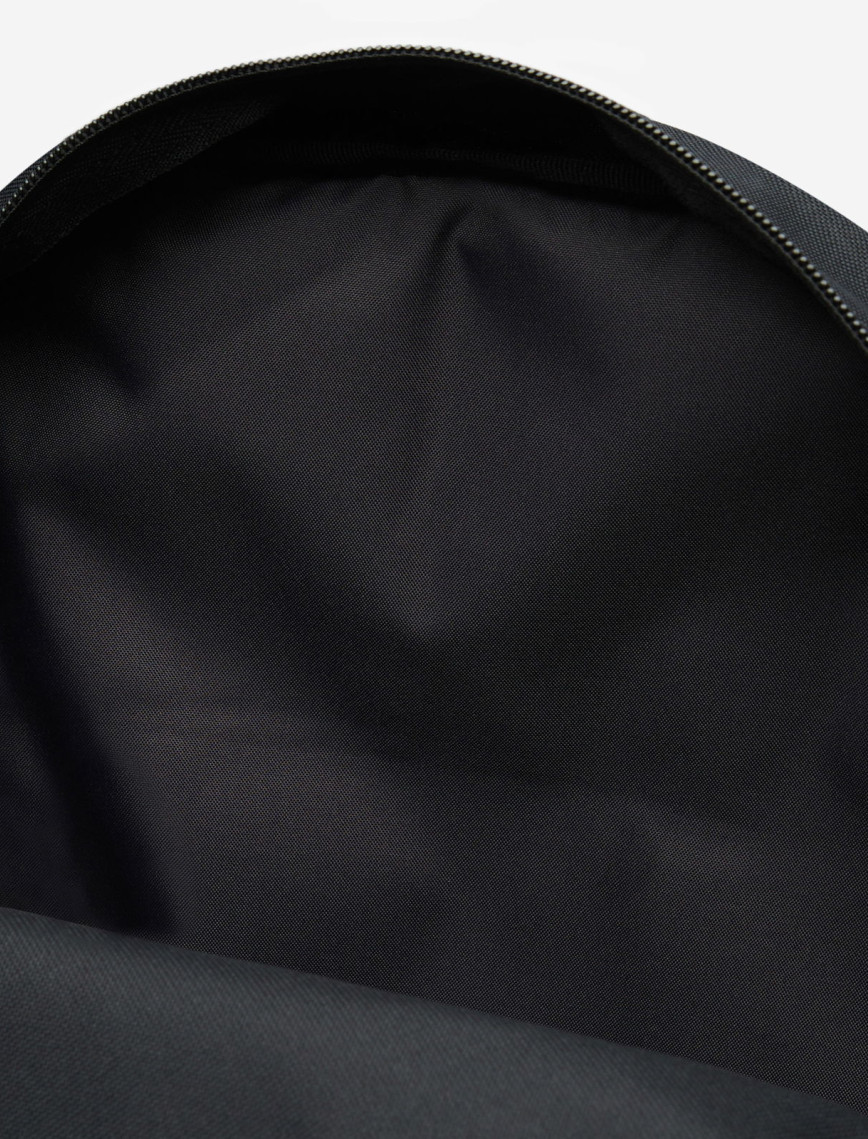 Nike Classic Çocuk Siyah Sırt Çantası Nike Classic Çocuk Siyah Sırt Çantası