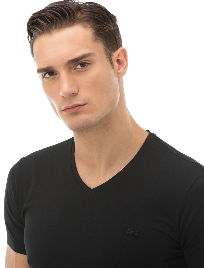 Lacoste Erkek Slim Fit V yaka Siyah T-Shirt Lacoste Erkek Slim Fit V yaka Siyah T-Shirt
