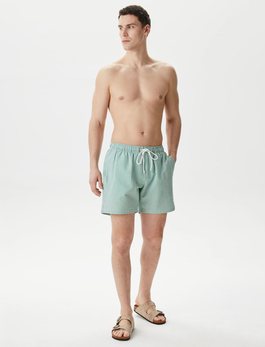 Nautica Erkek Yeşil Regular Fit Çizgili Mayo Şort Nautica Erkek Yeşil Regular Fit Çizgili Mayo Şort