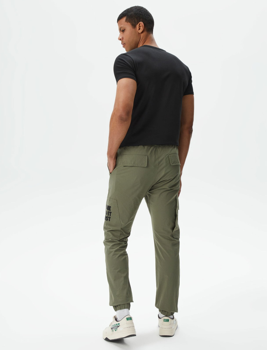 Lacoste Erkek Relaxed Fit Haki Pantolon Lacoste Erkek Relaxed Fit Haki Pantolon