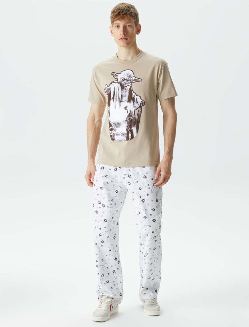 The Hundreds Strike Erkek Krem T-Shirt The Hundreds Strike Erkek Krem T-Shirt