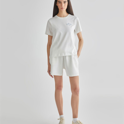 GANT Kadın Krem Regular Fit Şort GANT Kadın Krem Regular Fit Şort