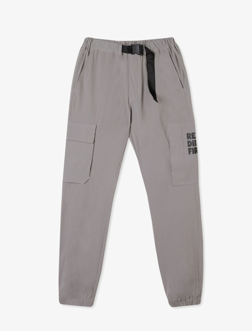 Lacoste Erkek Relaxed Fit Gri Pantolon Lacoste Erkek Relaxed Fit Gri Pantolon