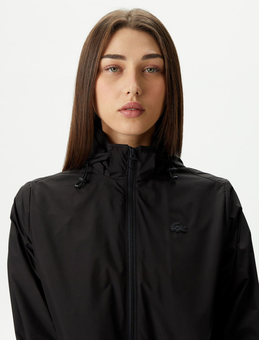 Lacoste Kadın Kapüşonlu Siyah Mont