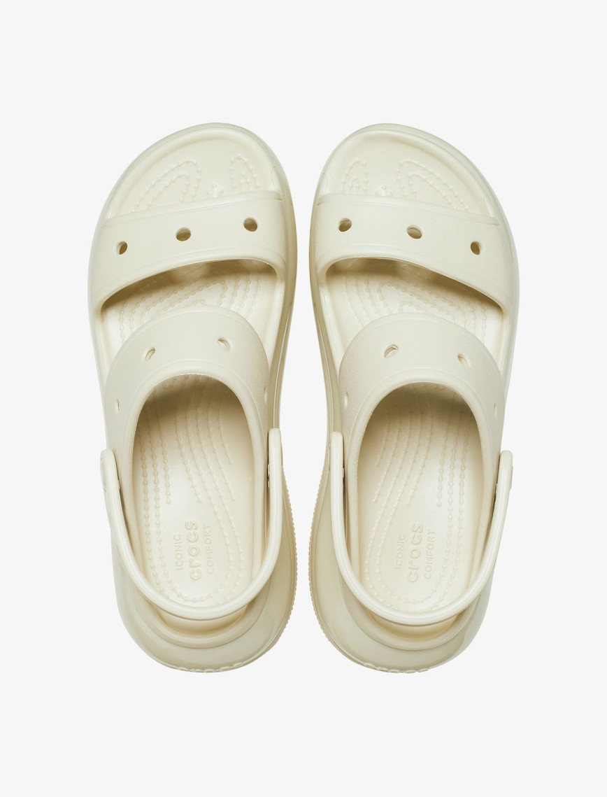 Crocs Classic Mega Crush Kadın Krem Sandalet Crocs Classic Mega Crush Kadın Krem Sandalet
