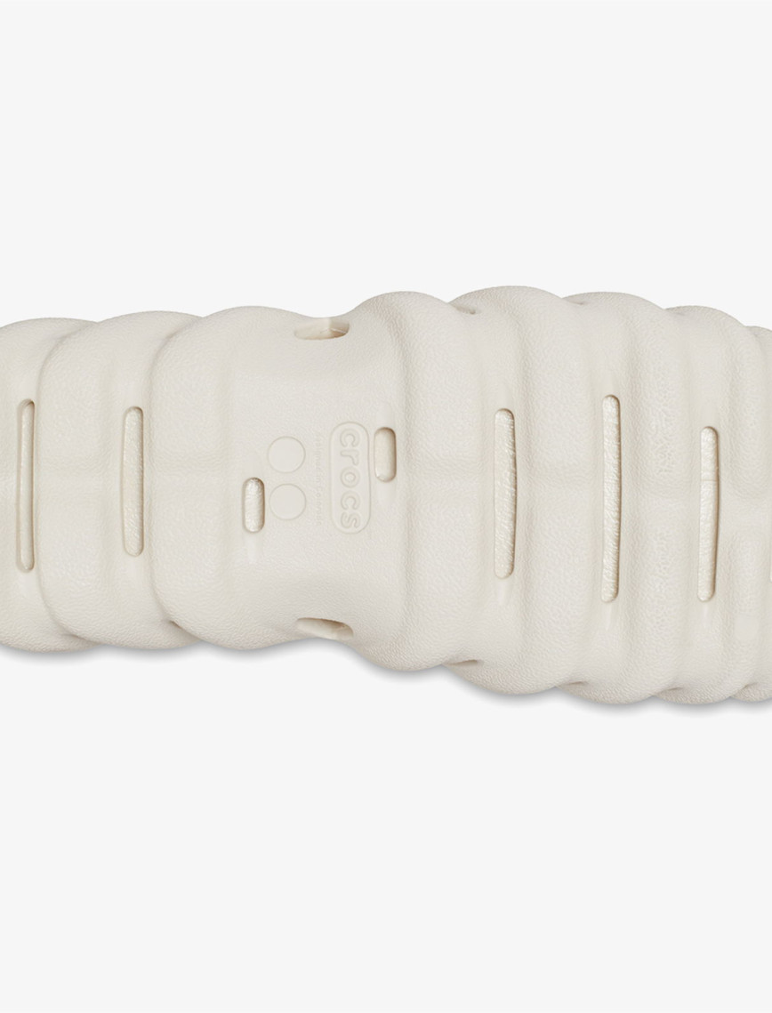 Crocs Echo Unisex Krem Rengi Terlik Crocs Echo Unisex Krem Rengi Terlik