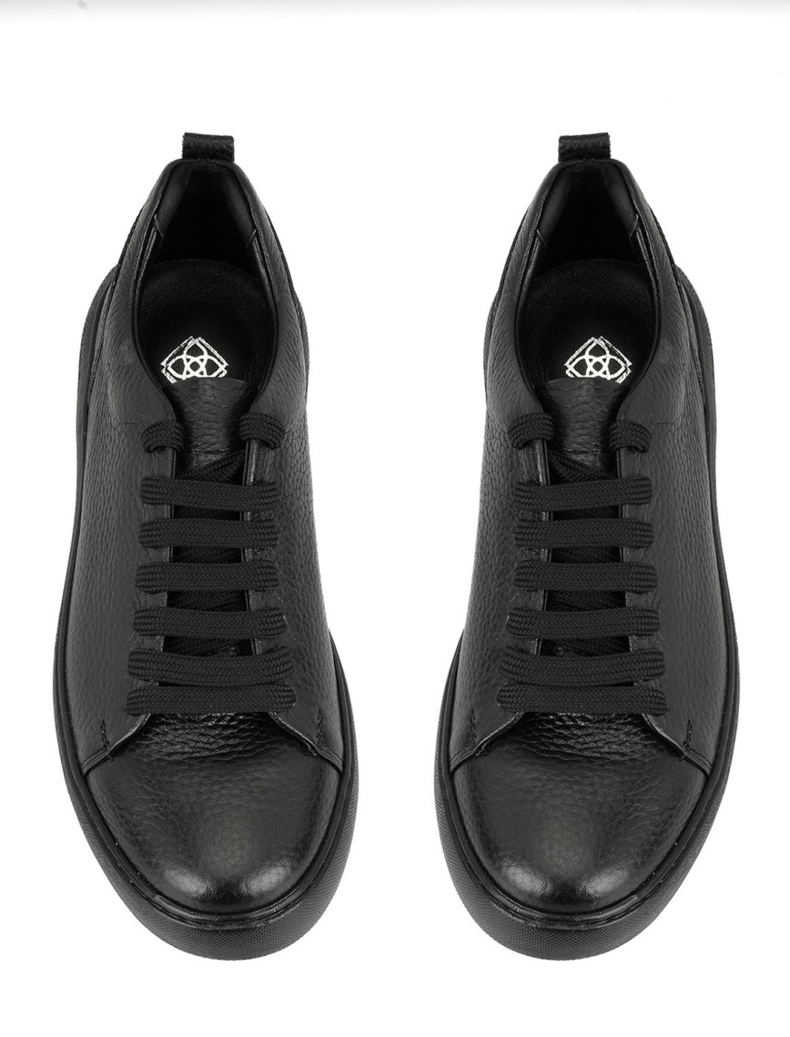 Kadın Siyah Deri Spor Ayakkabı Kadın Siyah Deri Spor Ayakkabı