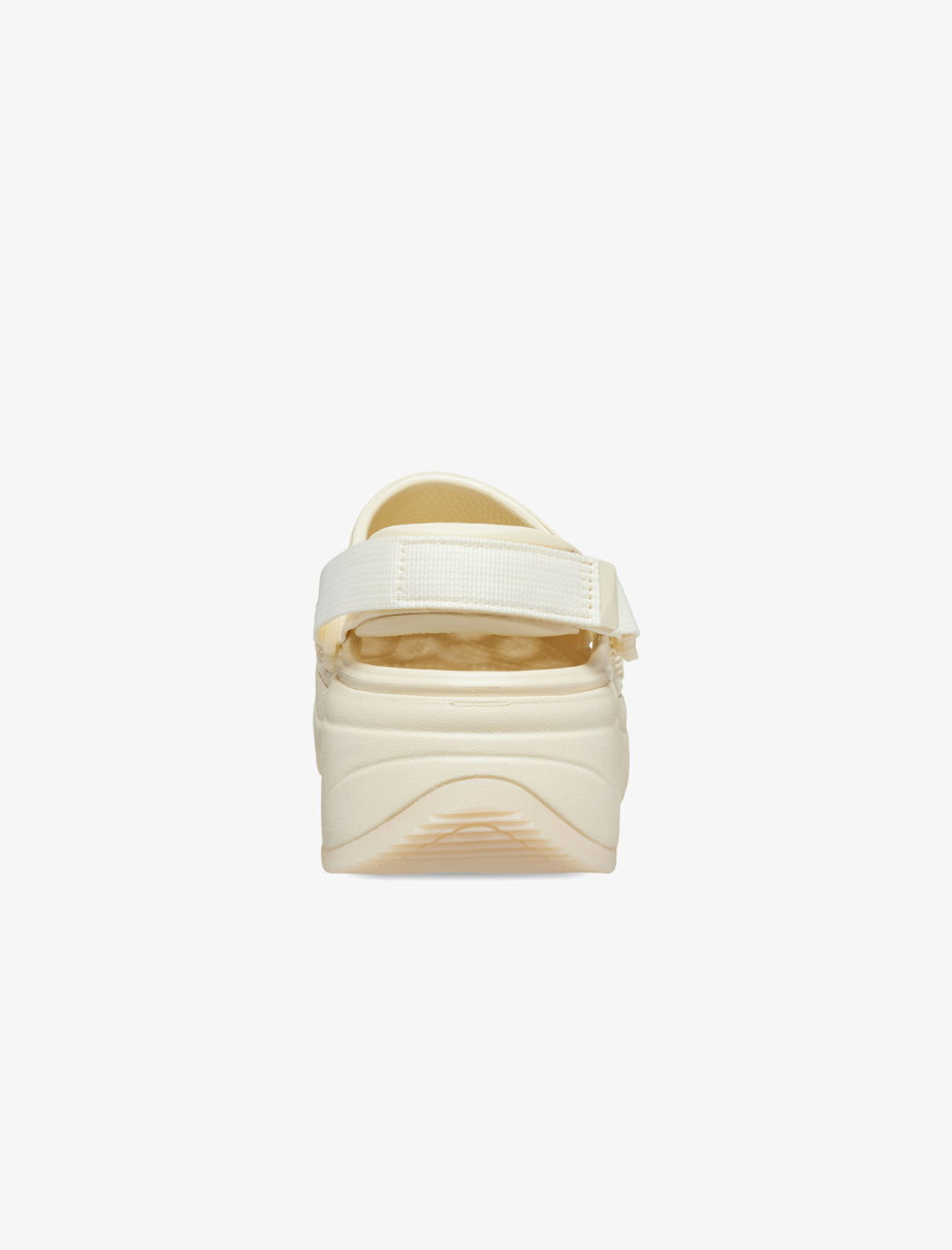 Crocs Hiker Xscape Kadın Krem Terlik