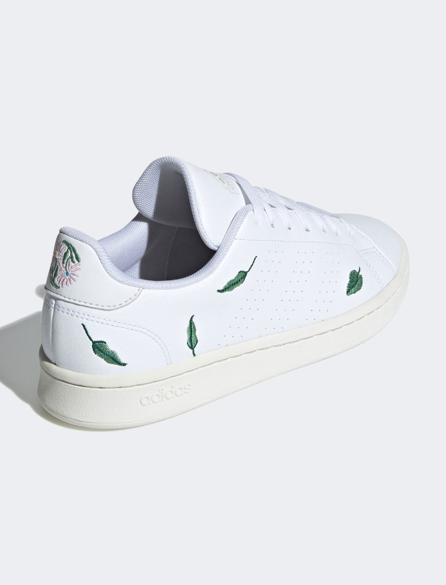 adidas Advantage Kadın Beyaz Spor Ayakkabı adidas Advantage Kadın Beyaz Spor Ayakkabı