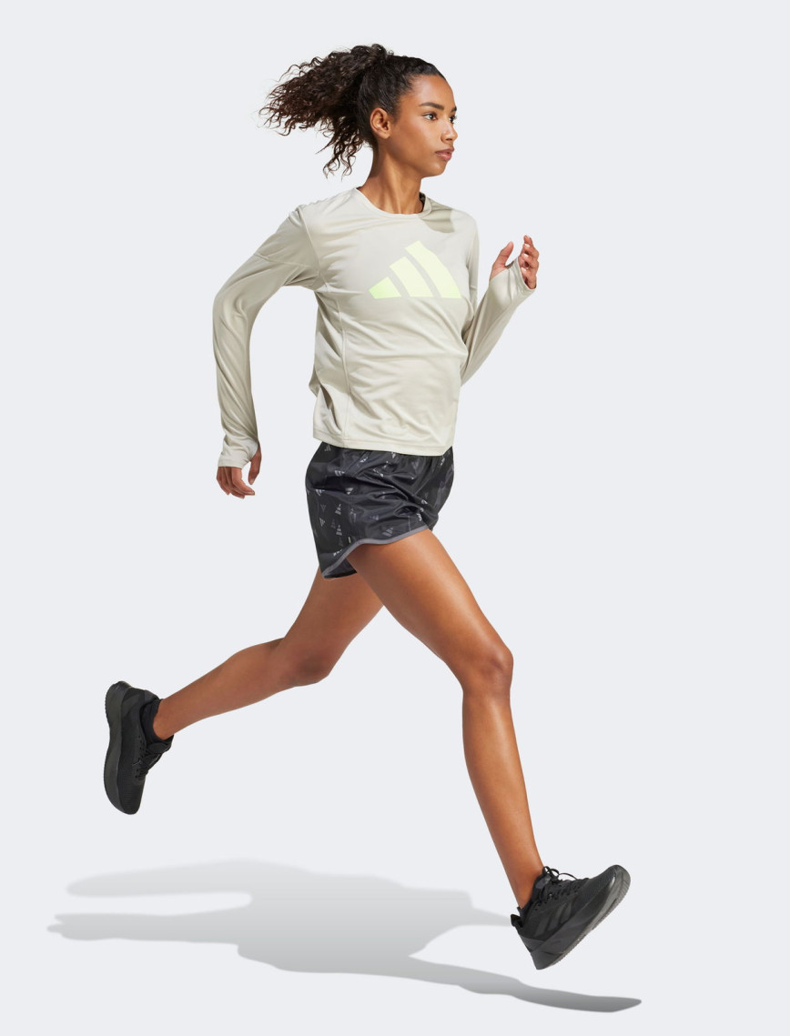 adidas Run It Bl Short Kadın Siyah Koşu Şortu adidas Run It Bl Short Kadın Siyah Koşu Şortu