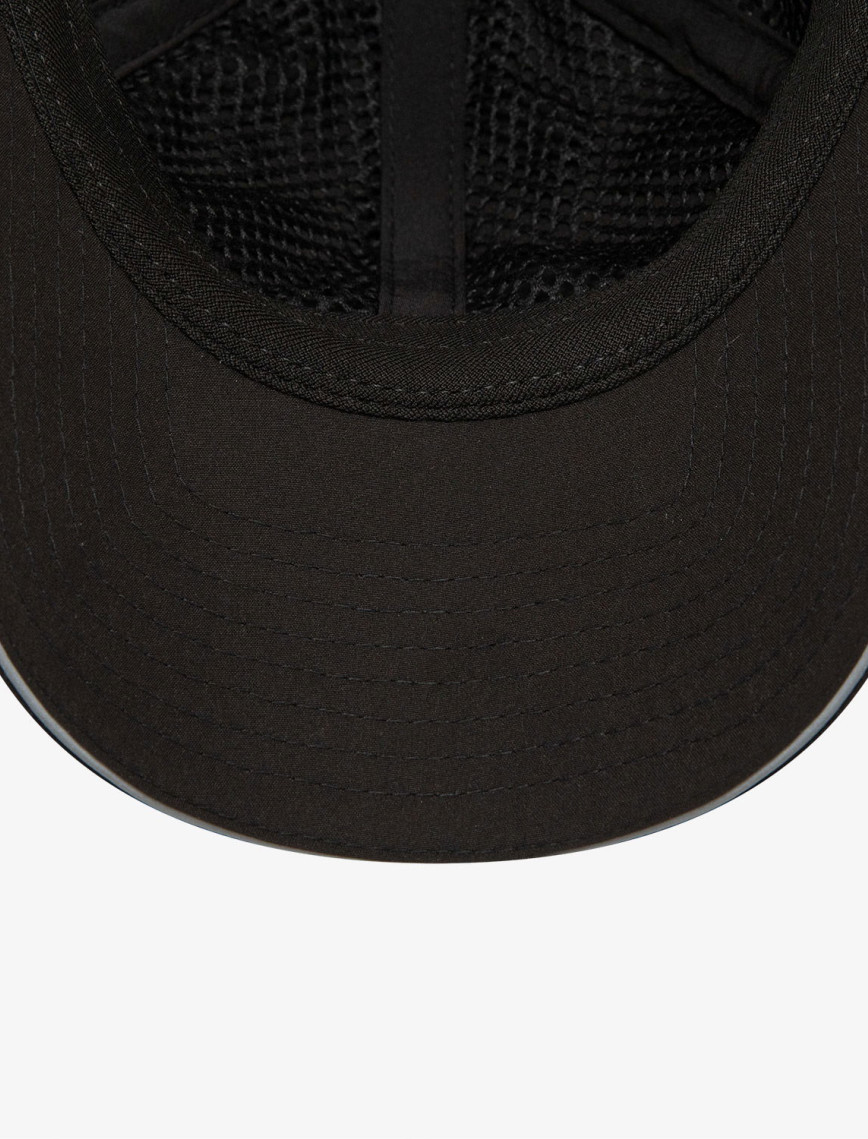 New Era Open Back Unisex Siyah Şapka New Era Open Back Unisex Siyah Şapka