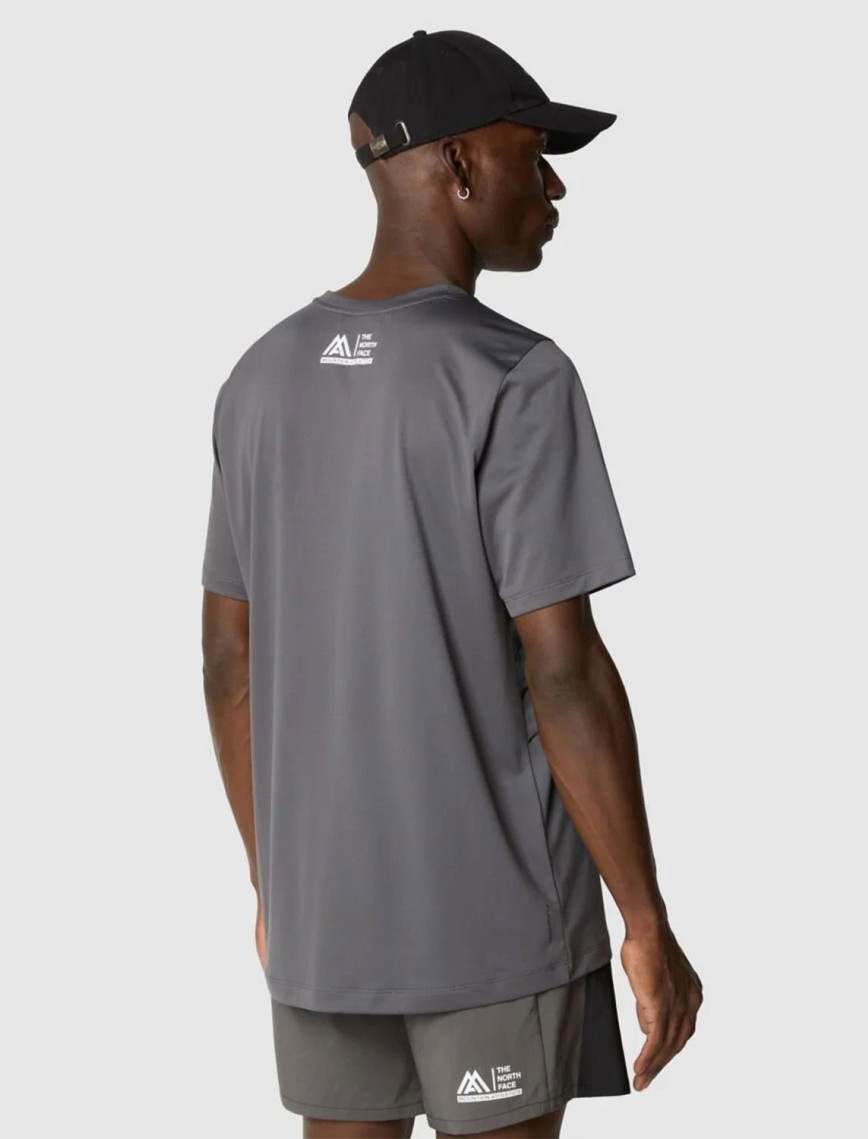 The North Face Erkek Mountain Athletics Gri Günlük T-Shirt The North Face Erkek Mountain Athletics Gri Günlük T-Shirt