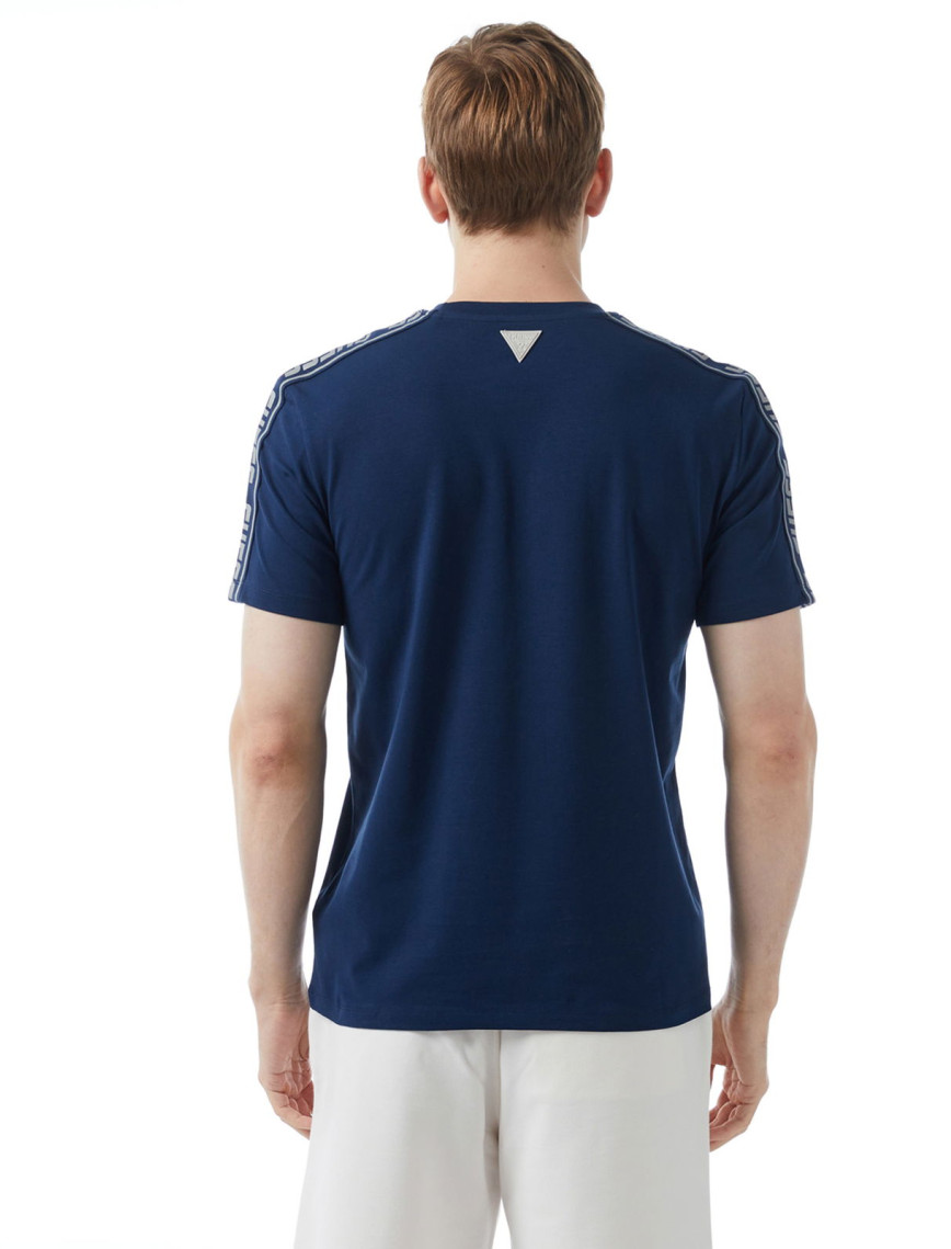 Guess Arlo Mid Organic Stretch Jersey 180 Erkek Mavi T-Shirt Guess Arlo Mid Organic Stretch Jersey 180 Erkek Mavi T-Shirt