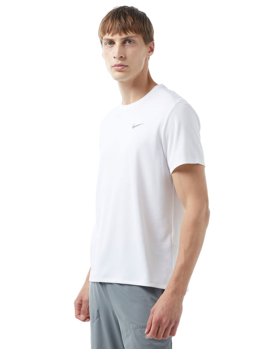 Nike Dri-Fit Miler Erkek Siyah T-Shirt Nike Dri-Fit Miler Erkek Siyah T-Shirt
