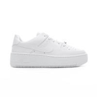 Nike Air Force 1 Sage Low Kadın Beyaz Spor Ayakkabı Nike Air Force 1 Sage Low Kadın Beyaz Spor Ayakkabı