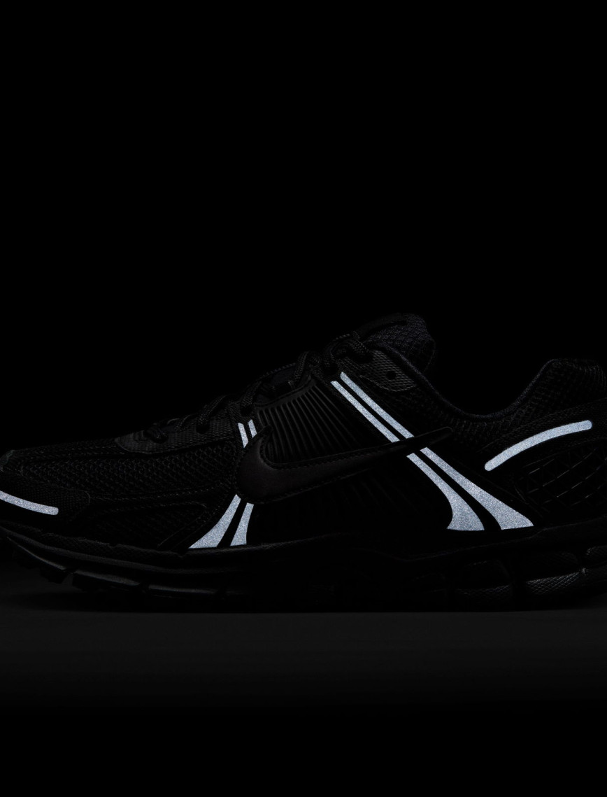 Nike Zoom Vomero 5 SP Erkek Siyah Spor Ayakkabı Nike Zoom Vomero 5 SP Erkek Siyah Spor Ayakkabı