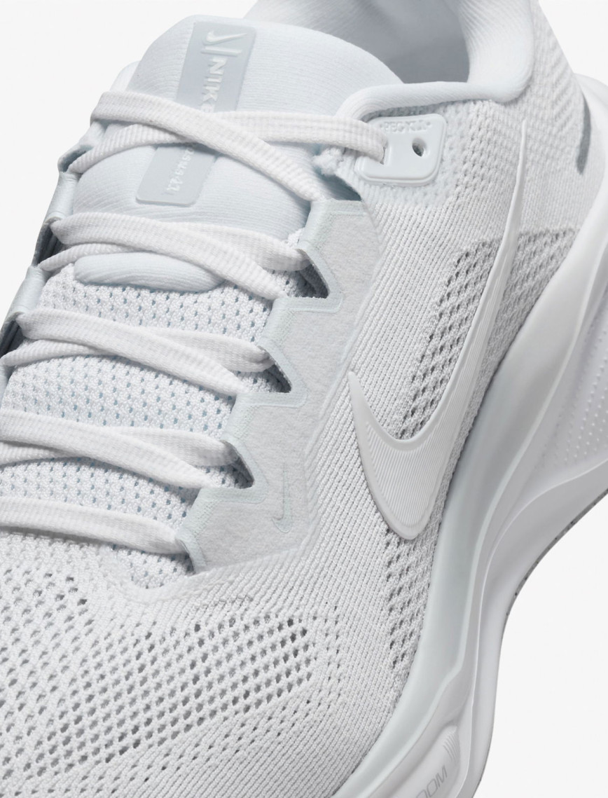 Nike Pegasus 41 Kadın Beyaz Spor Ayakkabı Nike Pegasus 41 Kadın Beyaz Spor Ayakkabı