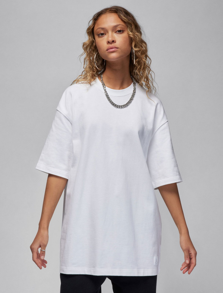 Jordan Essentials Oversize Kadın Beyaz T-Shirt Jordan Essentials Oversize Kadın Beyaz T-Shirt