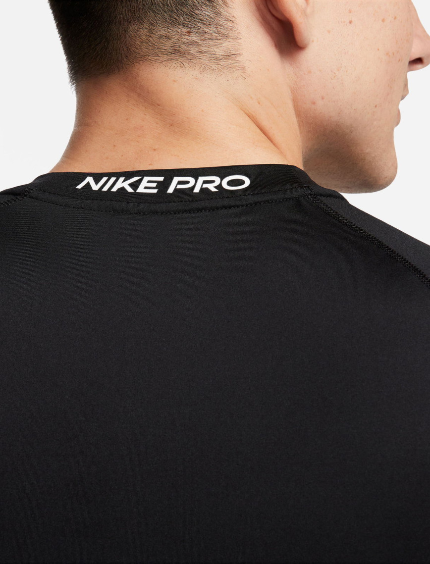 Nike Dri-Fit Form Erkek Siyah T-Shirt Nike Dri-Fit Form Erkek Siyah T-Shirt