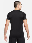 Nike Dri-Fit Form Erkek Siyah T-Shirt Nike Dri-Fit Form Erkek Siyah T-Shirt