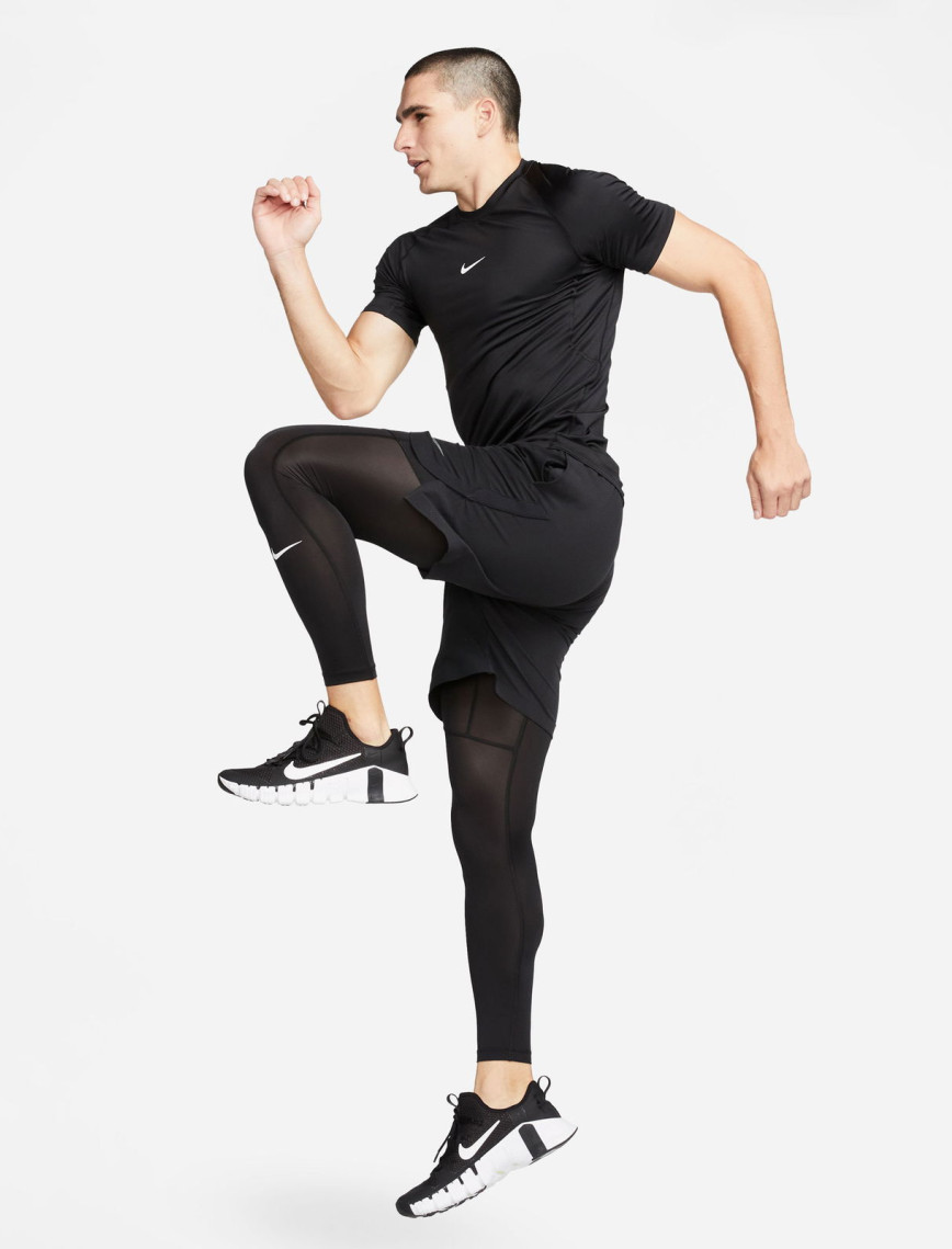 Nike Dri-Fit Form Erkek Siyah T-Shirt Nike Dri-Fit Form Erkek Siyah T-Shirt