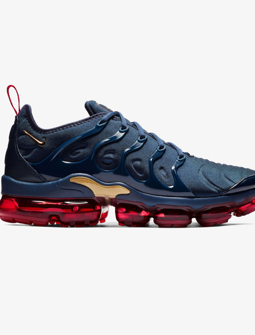 Nike Air Vapormax Plus Erkek Beyaz Spor Ayakkabı Nike Air Vapormax Plus Erkek Beyaz Spor Ayakkabı