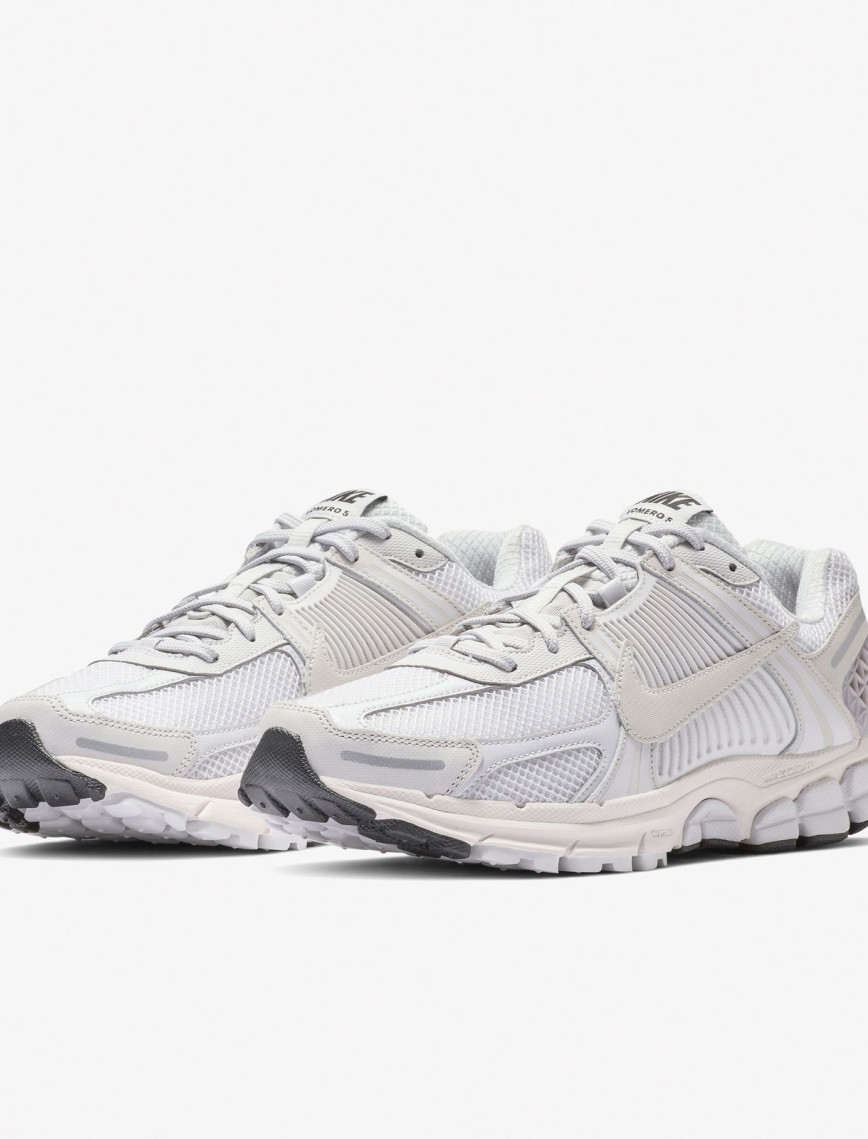 Nike Zoom Vomero 5 SP Erkek Gri Spor Ayakkabı Nike Zoom Vomero 5 SP Erkek Gri Spor Ayakkabı