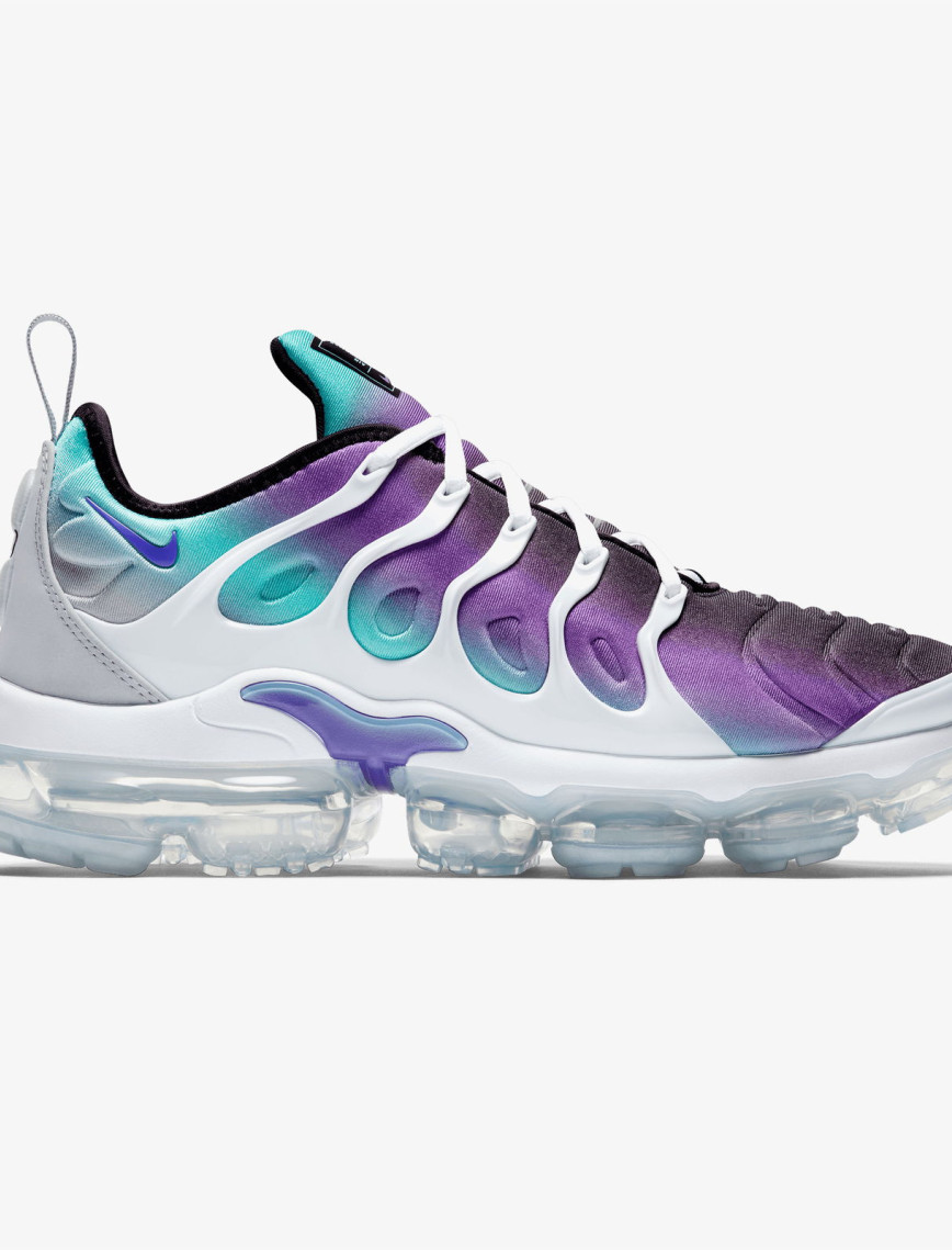 Nike Air VaporMax Plus Erkek Siyah Spor Ayakkabı Nike Air VaporMax Plus Erkek Siyah Spor Ayakkabı