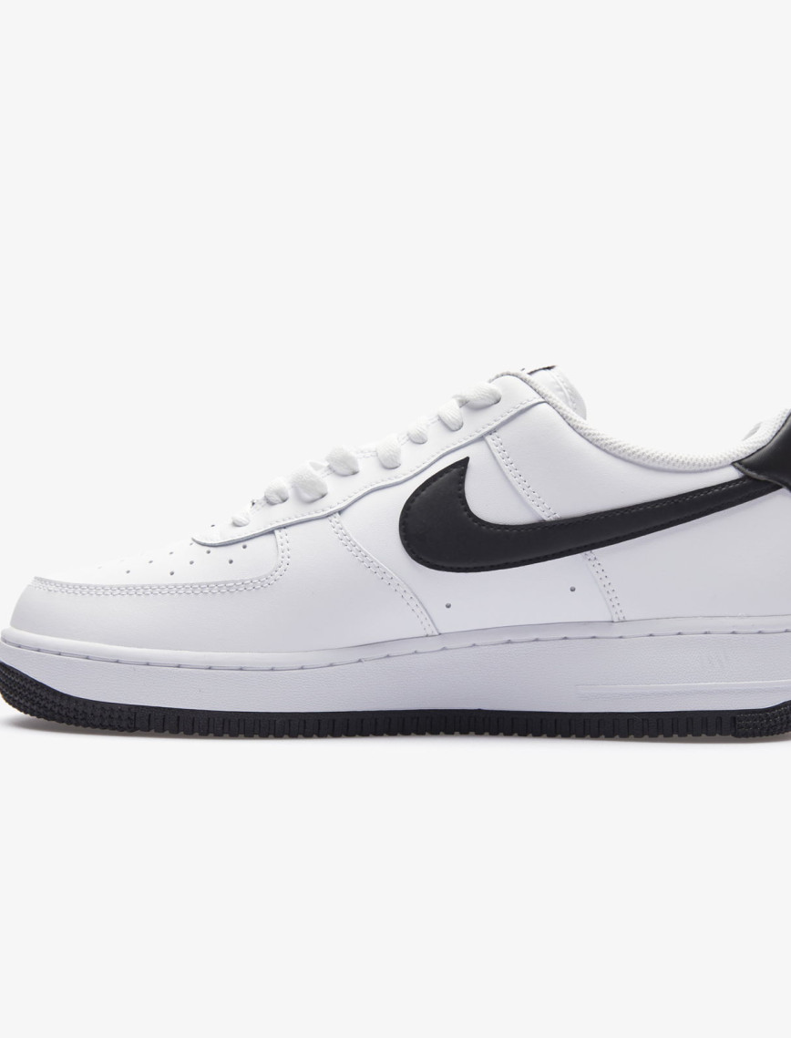 Nike Air Force 1 '07 Erkek Beyaz Spor Ayakkabı Nike Air Force 1 '07 Erkek Beyaz Spor Ayakkabı