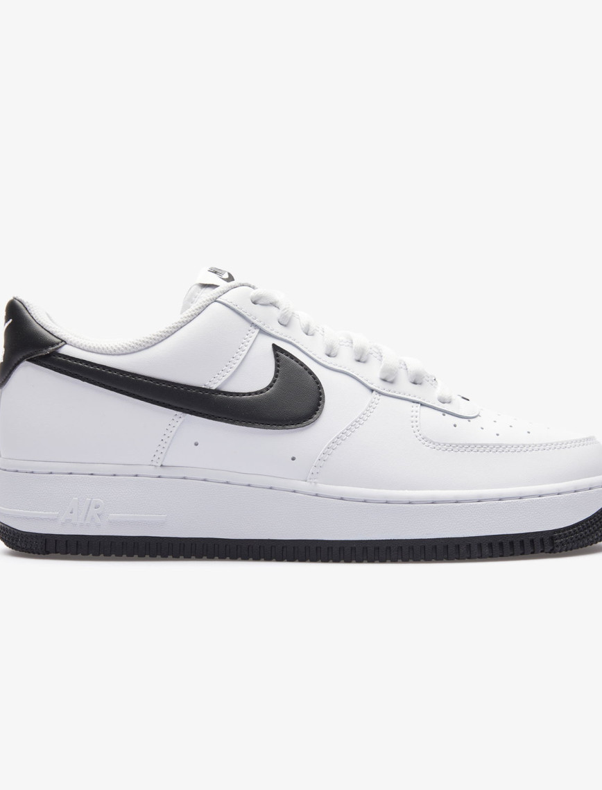 Nike Air Force 1 '07 Erkek Beyaz Spor Ayakkabı Nike Air Force 1 '07 Erkek Beyaz Spor Ayakkabı