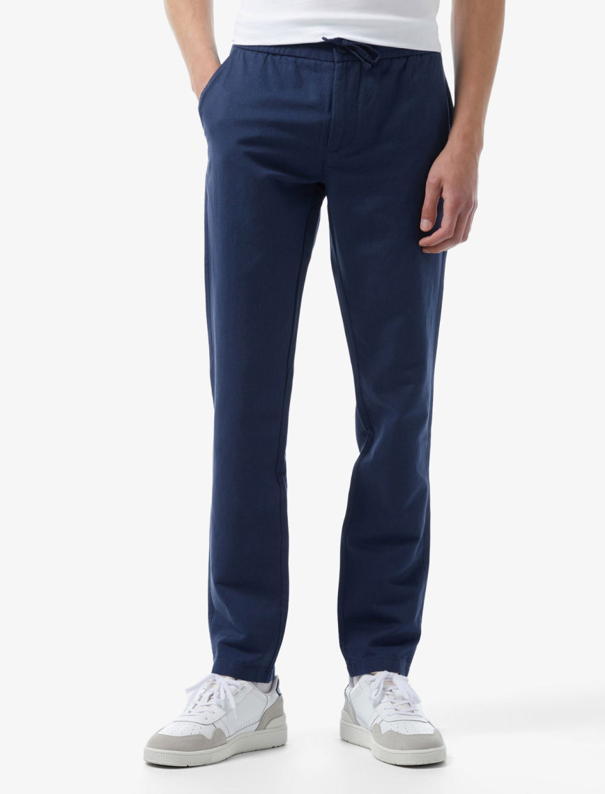 Lacoste Erkek Tapered Fit Lacivert Pantolon Lacoste Erkek Tapered Fit Lacivert Pantolon
